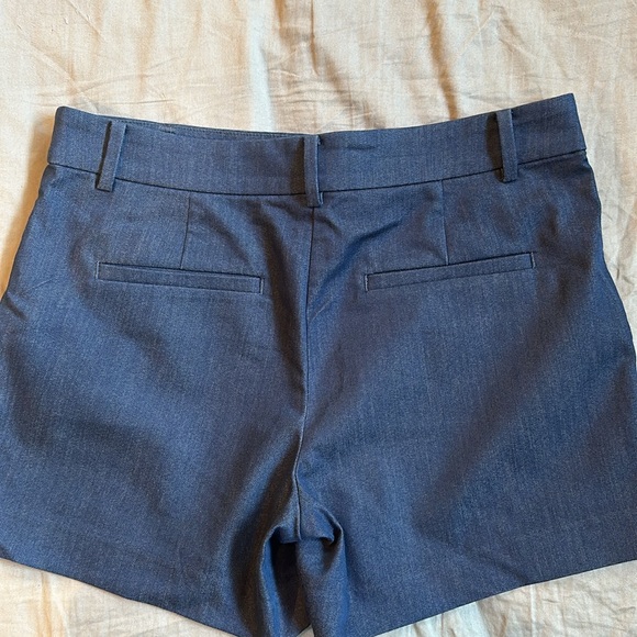 Loft Riviera Shorts - Picture 3 of 3